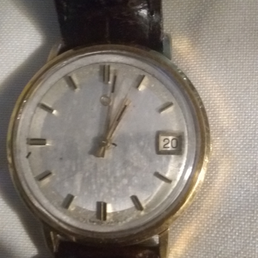 Men's Certina 18kt gold watch